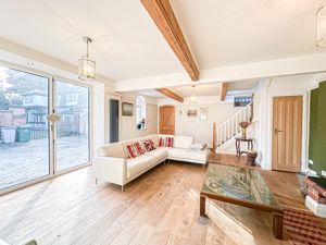 Photo 18- click for photo gallery